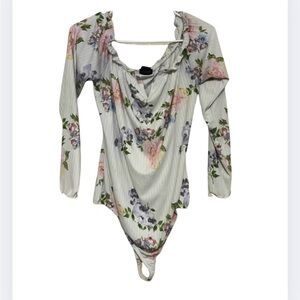 🔥5 for $25🔥 Rue 21 Plus Size Floral Print Off The Shoulder Long Sleeve Bodysuit
